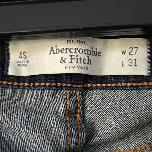 Abercrombie & Fitch Low Rise Boot Cut jeans - Picture 4 of 5
